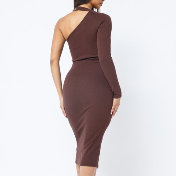 Gorgeous one sided Long Sleeve Midi Dress - Picture 6 of 6